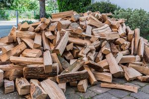 Pile of firewood pieces